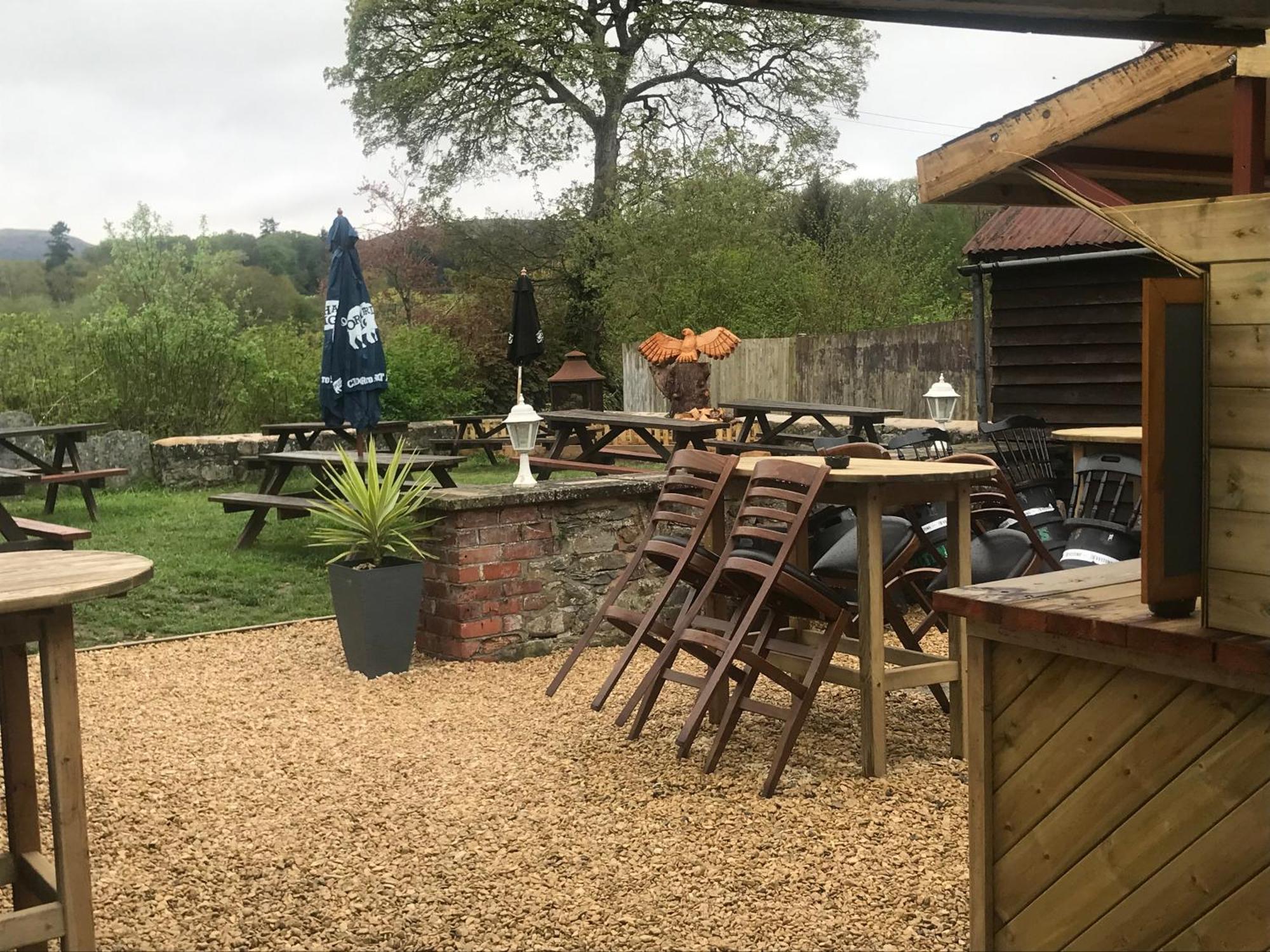 The Eagles Inn 赖厄德 外观 照片